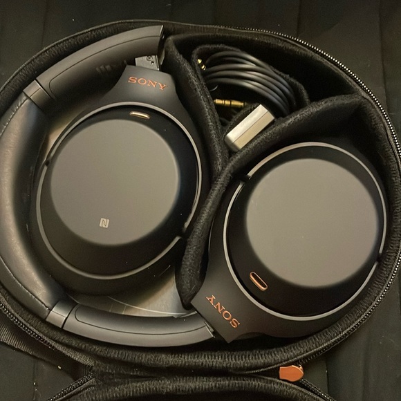 Sony Other - Sony headphones with adapter